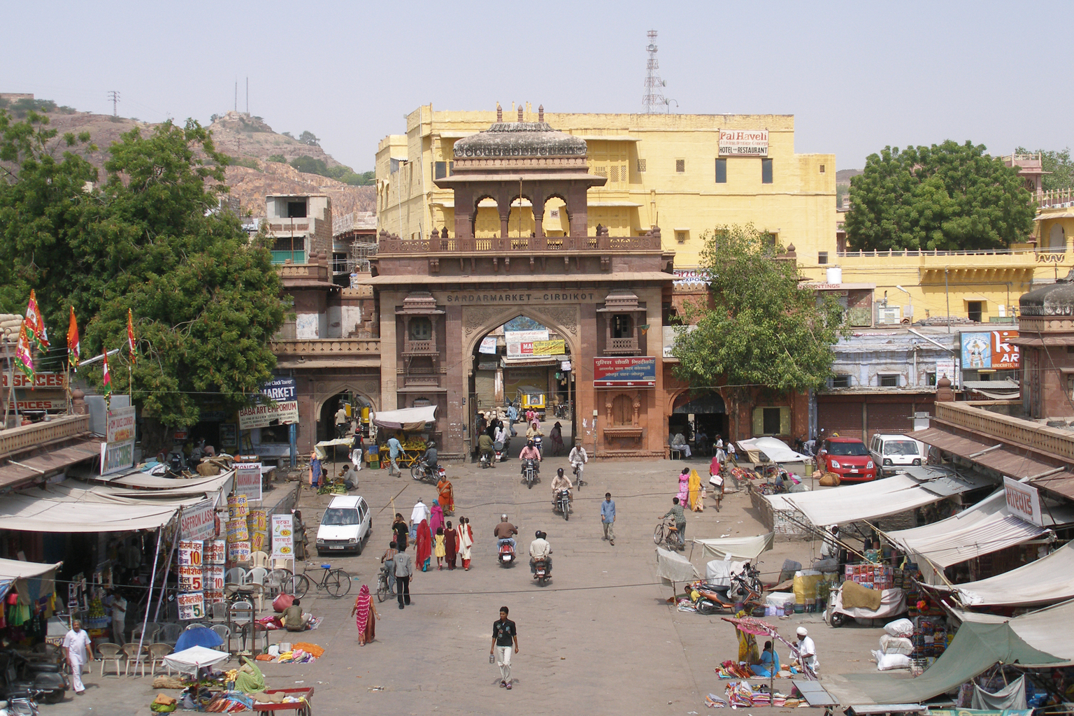 An Indian square market